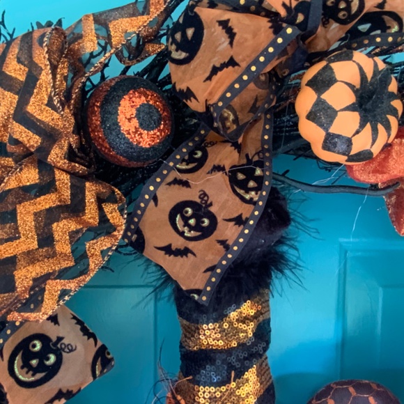 Halloween Wreath Custom made - Picture 4 of 4